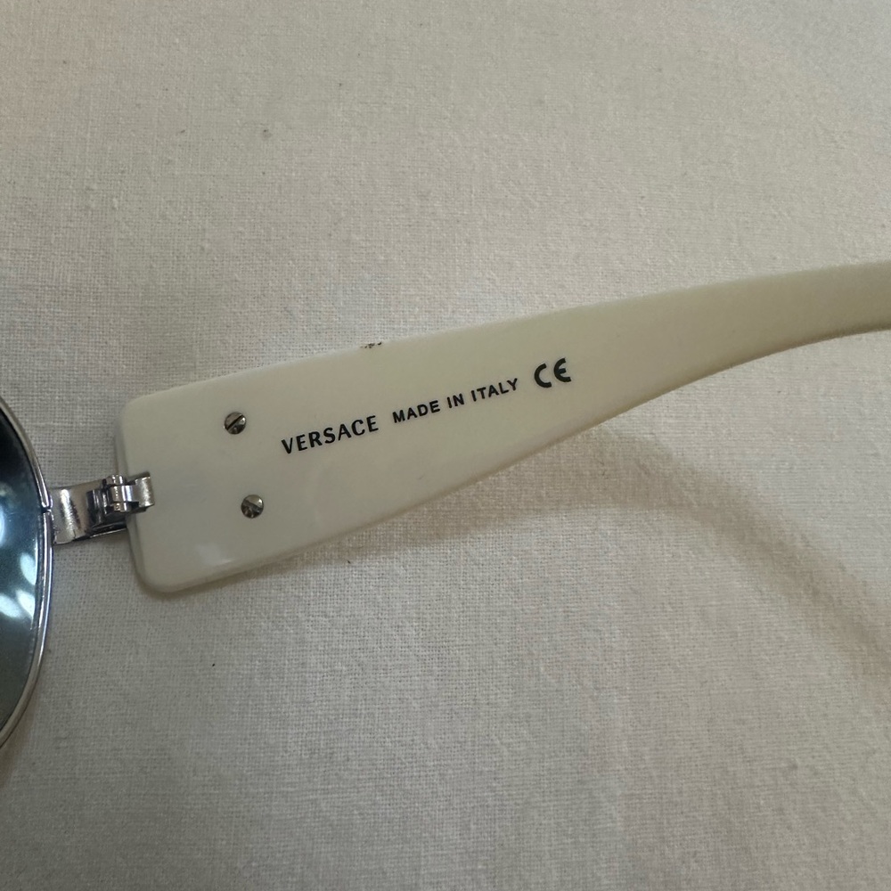 Versace Sunglasses - Picture 5 of 7